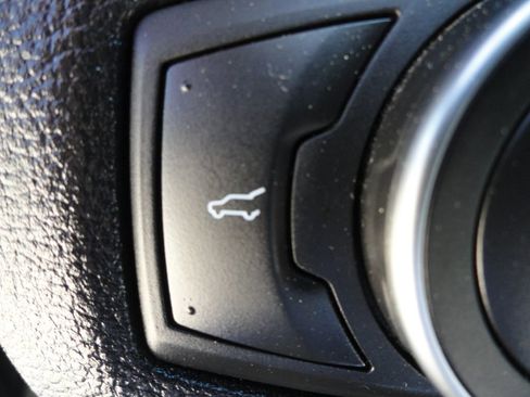 Used 2018 Ford Escape S image 21