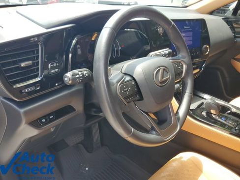 Used 2022 Lexus NX 250 FWD w/ Towing Package (2000 Lbs) image 19