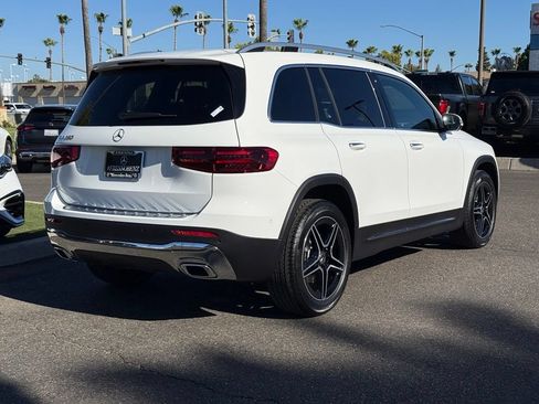 New 2026 Mercedes-Benz GLB 250 image 9