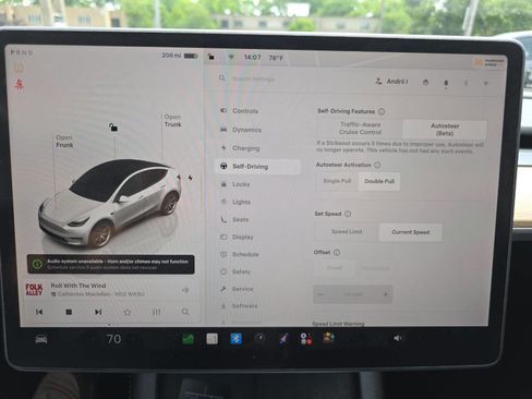 Used 2023 Tesla Model Y Long Range AWD/4WD image 13