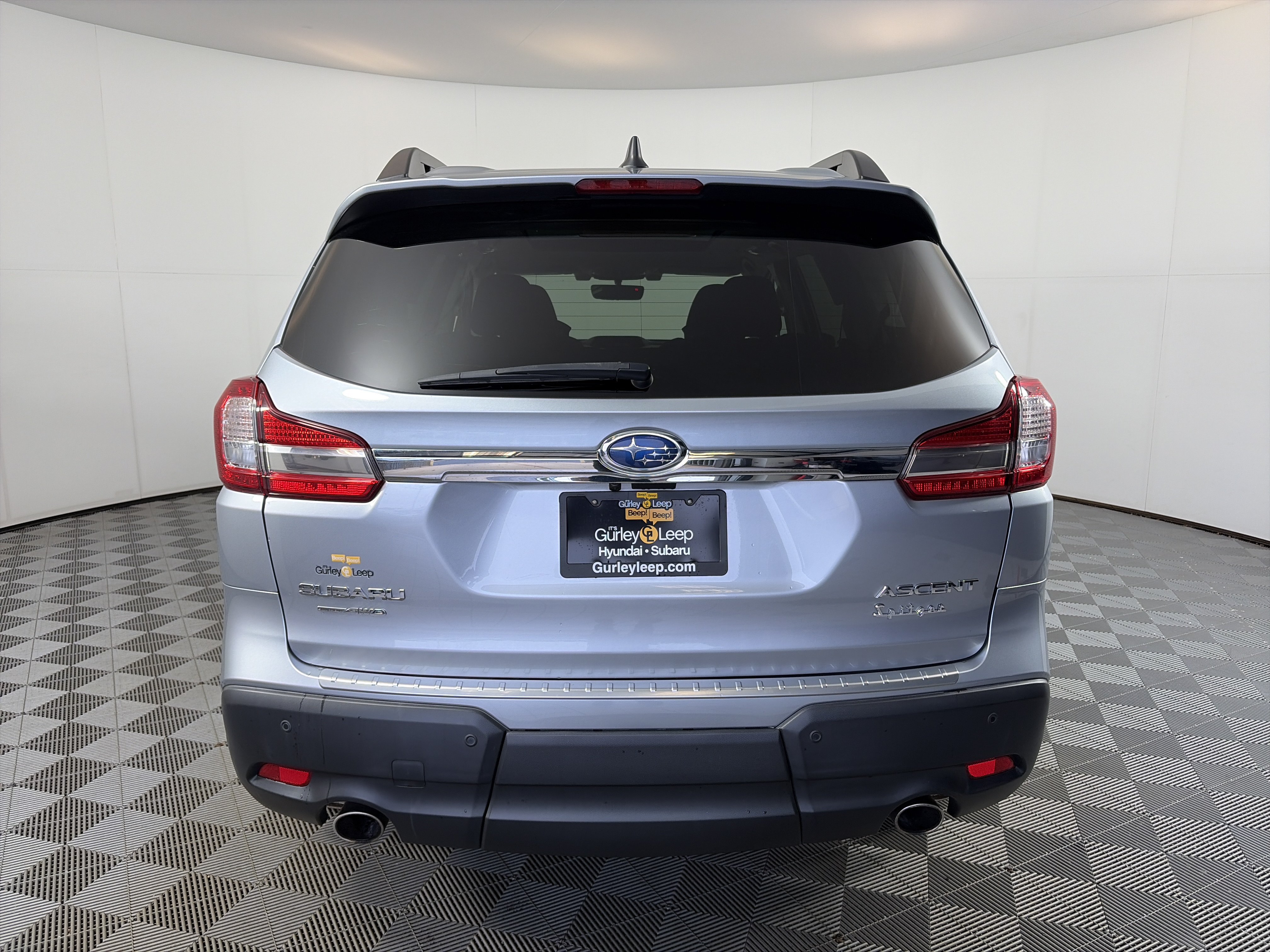 Used 2020 Subaru Ascent Premium w/ Sport Package AWD/4WD image 10