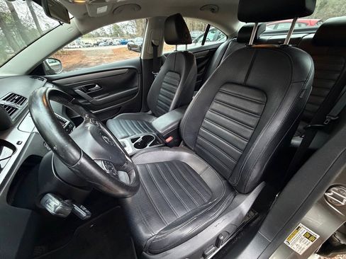 Used 2010 Volkswagen CC Sport image 14