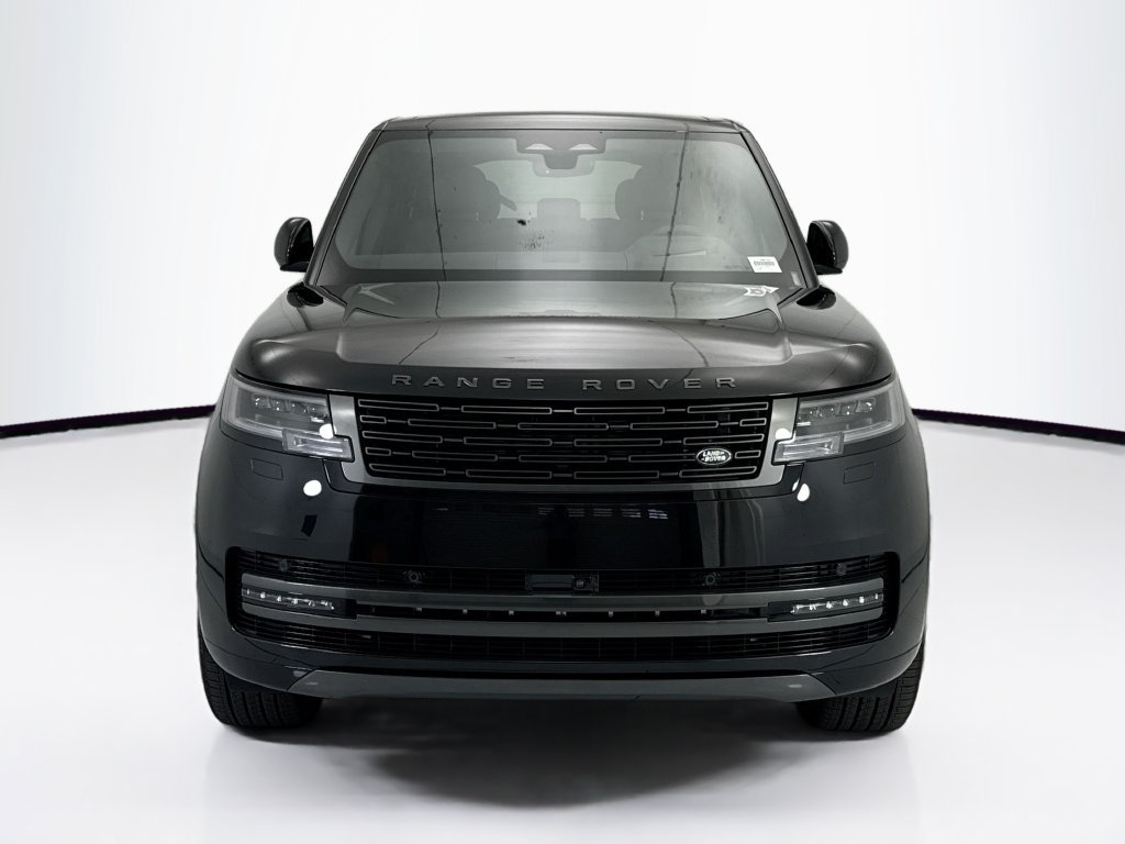 New 2027 Land Rover Range Rover Long Wheelbase SE AWD/4WD image 2