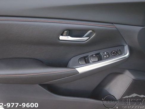 New 2025 Nissan Sentra SV FWD image 10
