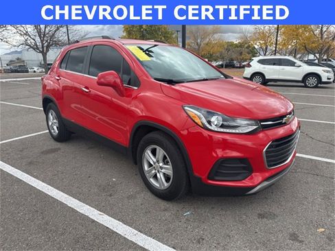 Certified 2020 Chevrolet Trax LT w/ LT Convenience Package image 1