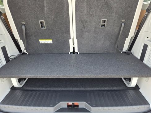 New 2025 Volkswagen ID. Buzz 1st Edition image 26