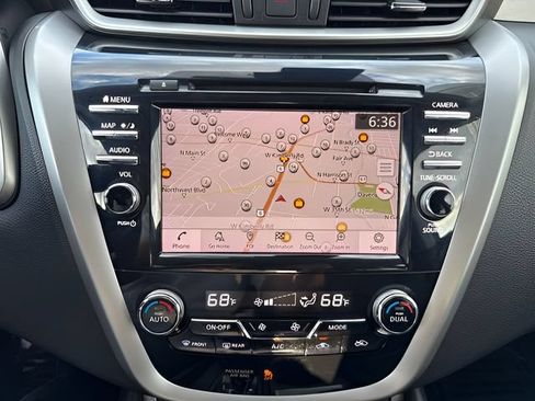 Used 2020 Nissan Murano SL w/ Moonroof Package AWD/4WD image 19