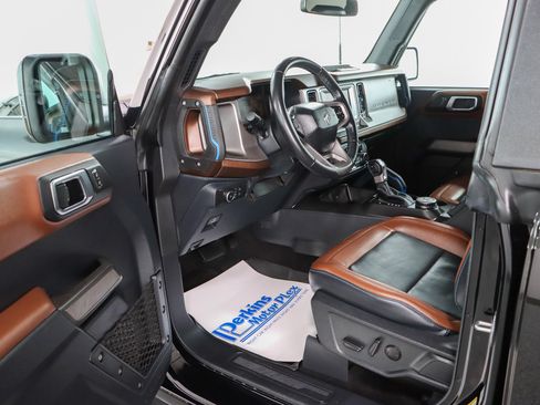 Used 2022 Ford Bronco Outer Banks AWD/4WD image 3