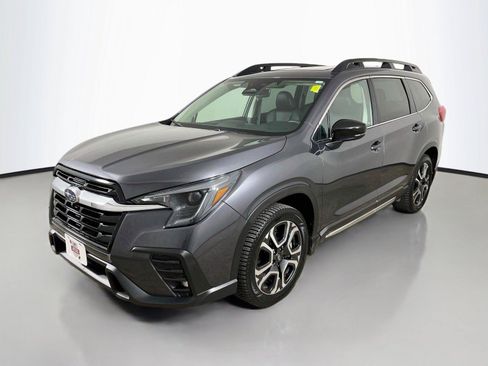 Used 2024 Subaru Ascent Limited w/ Technology Package AWD/4WD image 4