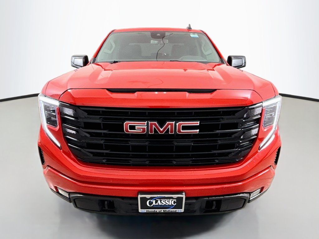 Used 2024 GMC Sierra 1500 Elevation RWD image 2