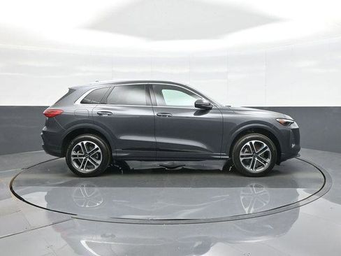 Certified 2025 Audi Q5 Premium w/ Convenience Package AWD/4WD image 8