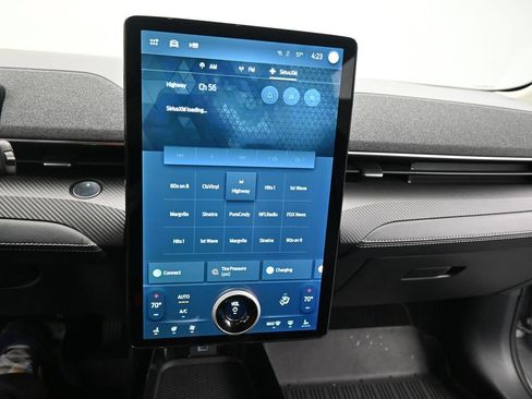 Used 2022 Ford Mustang Mach-E Premium image 15