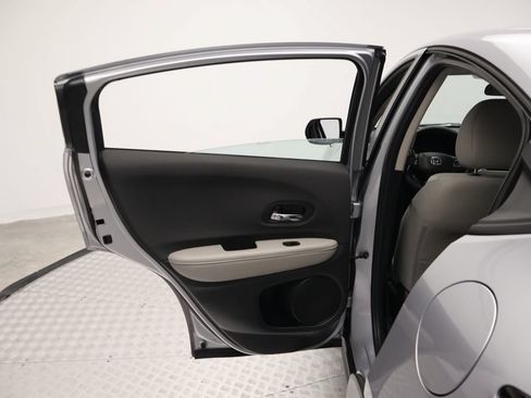 Used 2022 Honda HR-V LX image 21