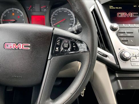 Used 2013 GMC Terrain SLE image 23