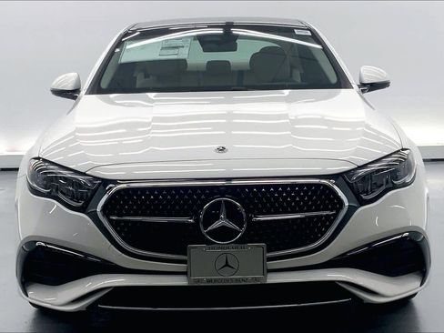 New 2026 Mercedes-Benz E 350 Sedan image 4
