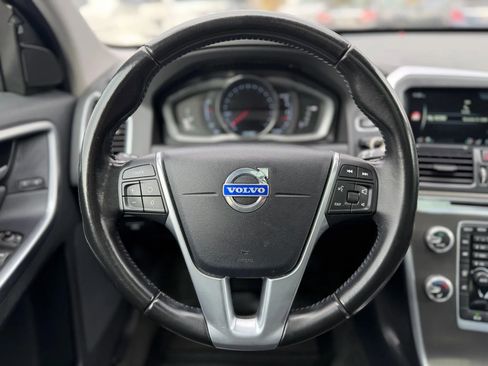 Used 2015 Volvo XC60 T5 image 30