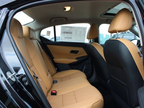 New 2025 Nissan Sentra SV w/ SV Premium Package image 12