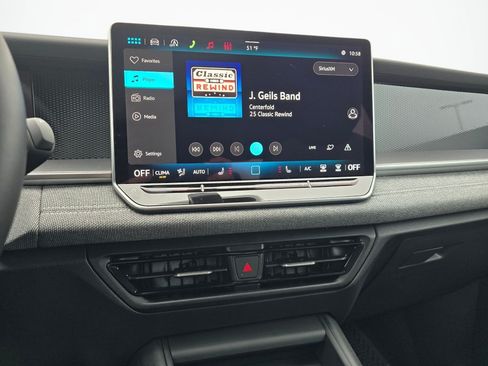 New 2026 Volkswagen Tiguan S AWD/4WD image 25