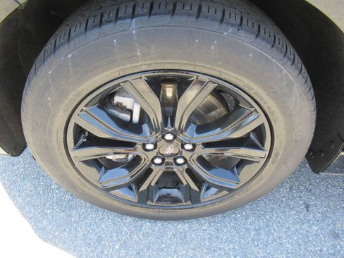 Used 2022 Ford Edge SE w/ Black Appearance Package AWD/4WD image 12