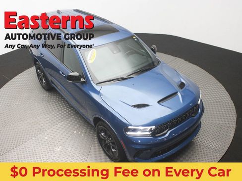 Used 2024 Dodge Durango R/T AWD/4WD image 3