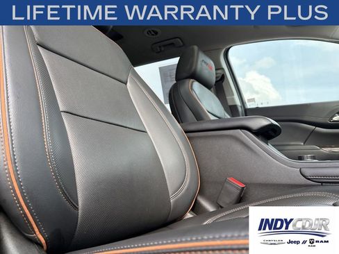Used 2023 GMC Acadia AT4 w/ Technology Package AWD/4WD image 15