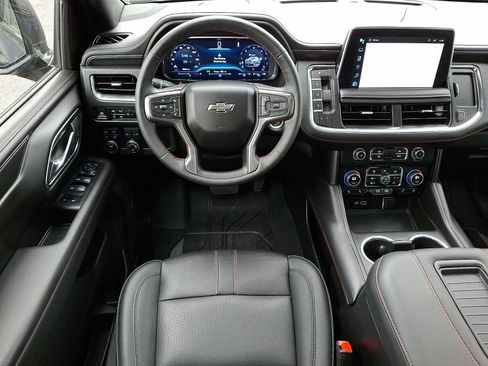Used 2024 Chevrolet Suburban RST w/ Luxury Package AWD/4WD image 13
