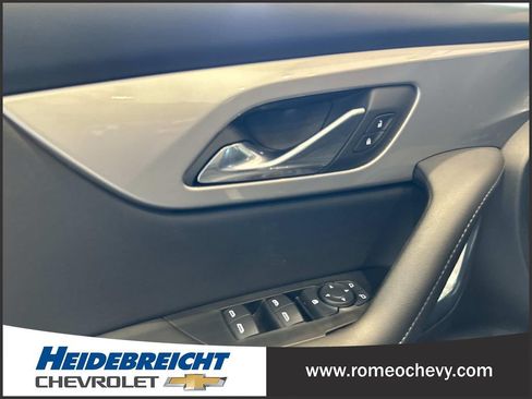 Certified 2021 Chevrolet Blazer LT FWD image 11