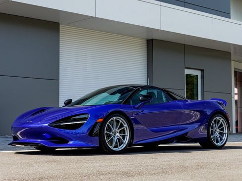 New 2026 McLaren 750S Spider RWD image 4