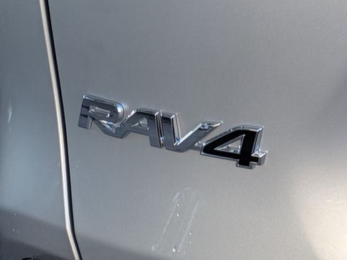 New 2025 Toyota RAV4 XLE image 22