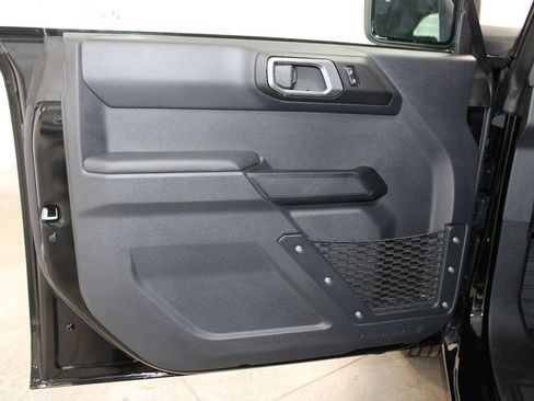 New 2025 Ford Bronco 4-Door image 16