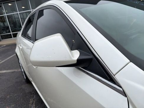 Used 2011 Cadillac CTS Luxury image 4