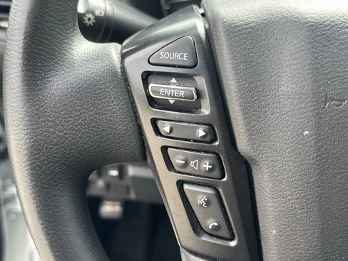 Used 2024 Nissan Frontier S AWD/4WD image 24