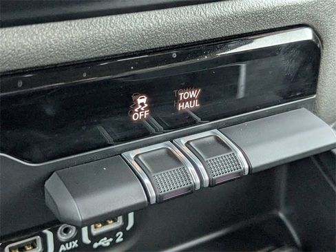 Used 2021 RAM 1500 Lone Star image 27