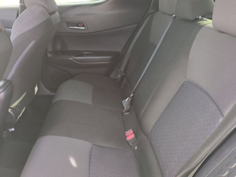 Used 2020 Toyota C-HR LE image 17