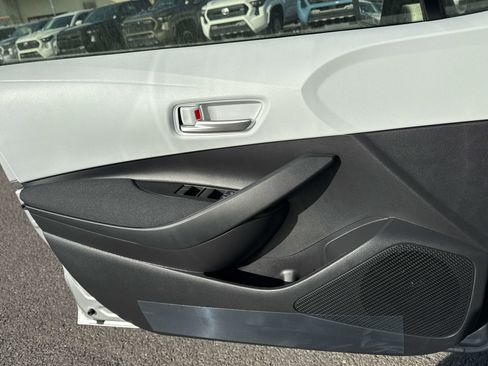 New 2026 Toyota Corolla SE image 9