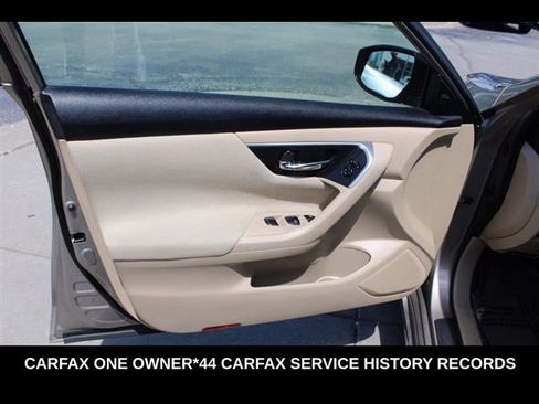 Used 2014 Nissan Altima 2.5 SV w/ Convenience Package FWD image 18