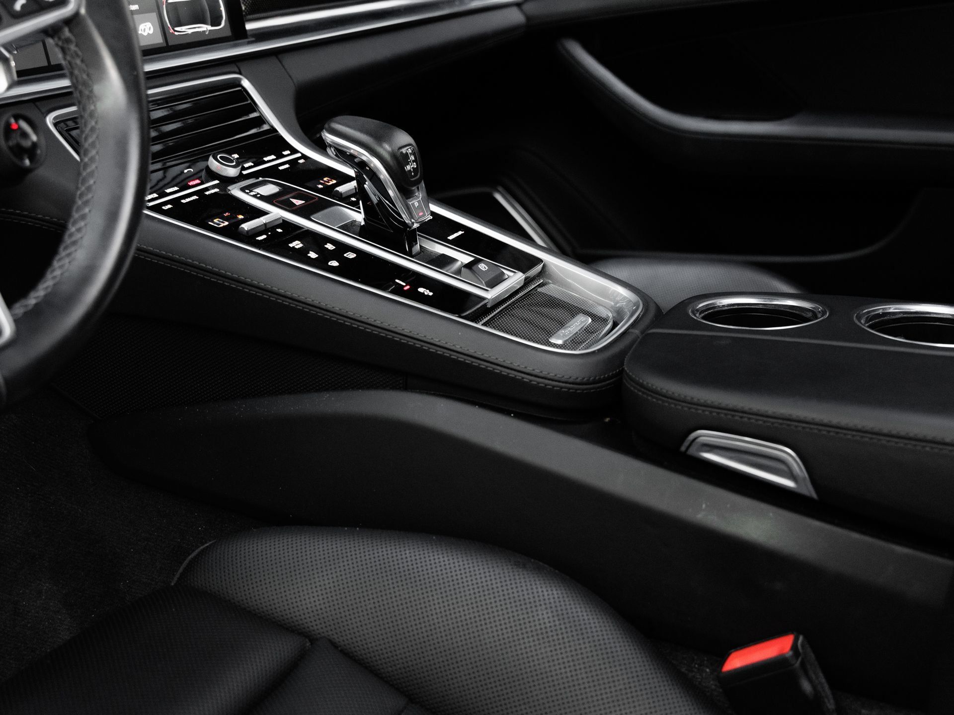 Certified 2018 Porsche Panamera Turbo S AWD/4WD image 24