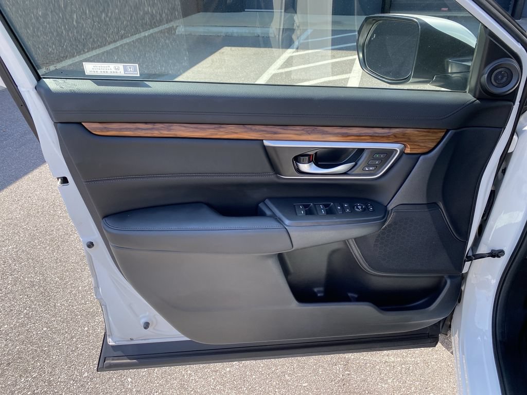 Used 2022 Honda CR-V Touring image 17