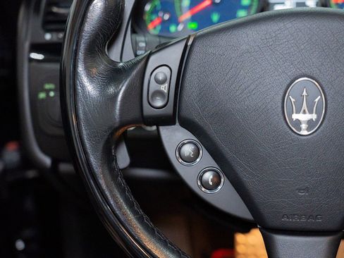 Used 2014 Maserati GranTurismo Sport RWD image 32
