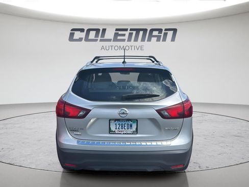 Used 2018 Nissan Rogue Sport SV AWD/4WD image 5