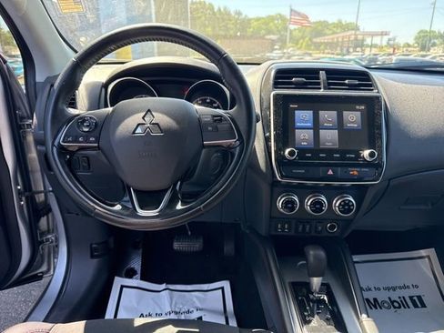 Used 2022 Mitsubishi Outlander Sport SE FWD image 21