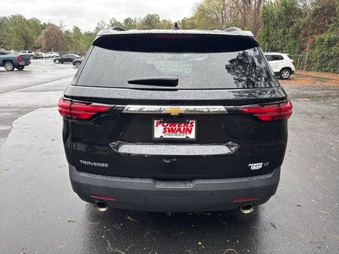 Used 2023 Chevrolet Traverse LT image 4