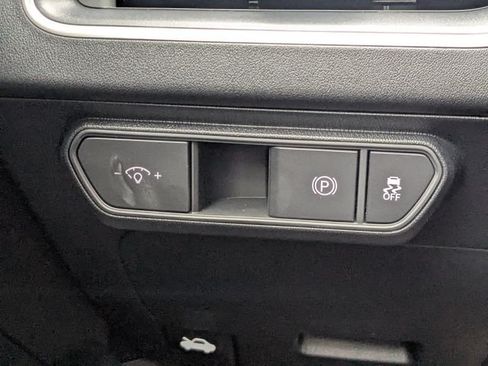 New 2026 Kia K4 FWD image 25