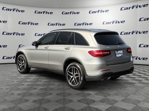 Used 2019 Mercedes-Benz GLC 300 4MATIC image 3