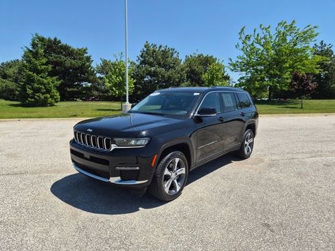 Used 2023 Jeep Grand Cherokee L Limited AWD/4WD image 1