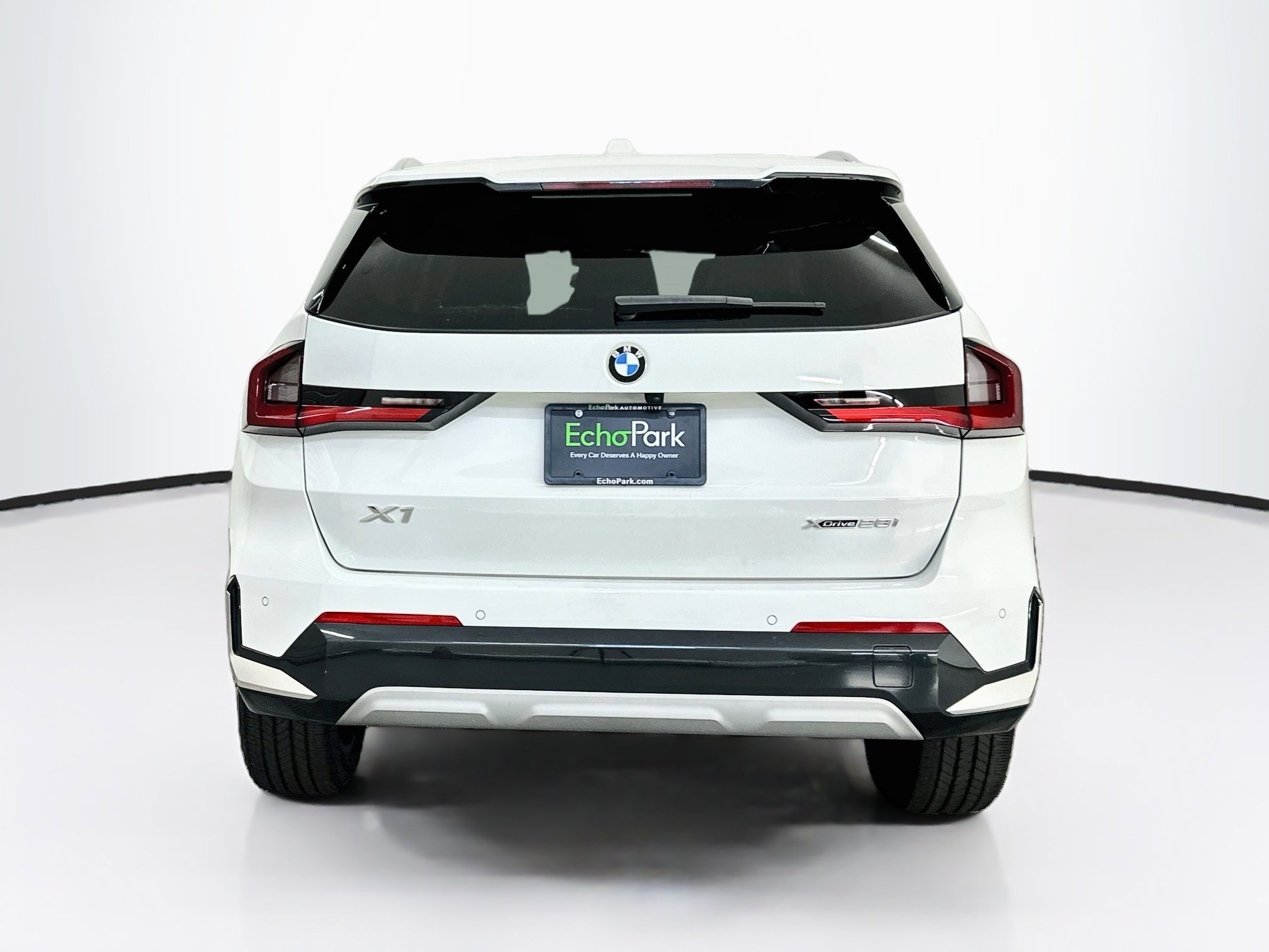 Used 2024 BMW X1 xDrive28i w/ Convenience Package AWD/4WD image 7