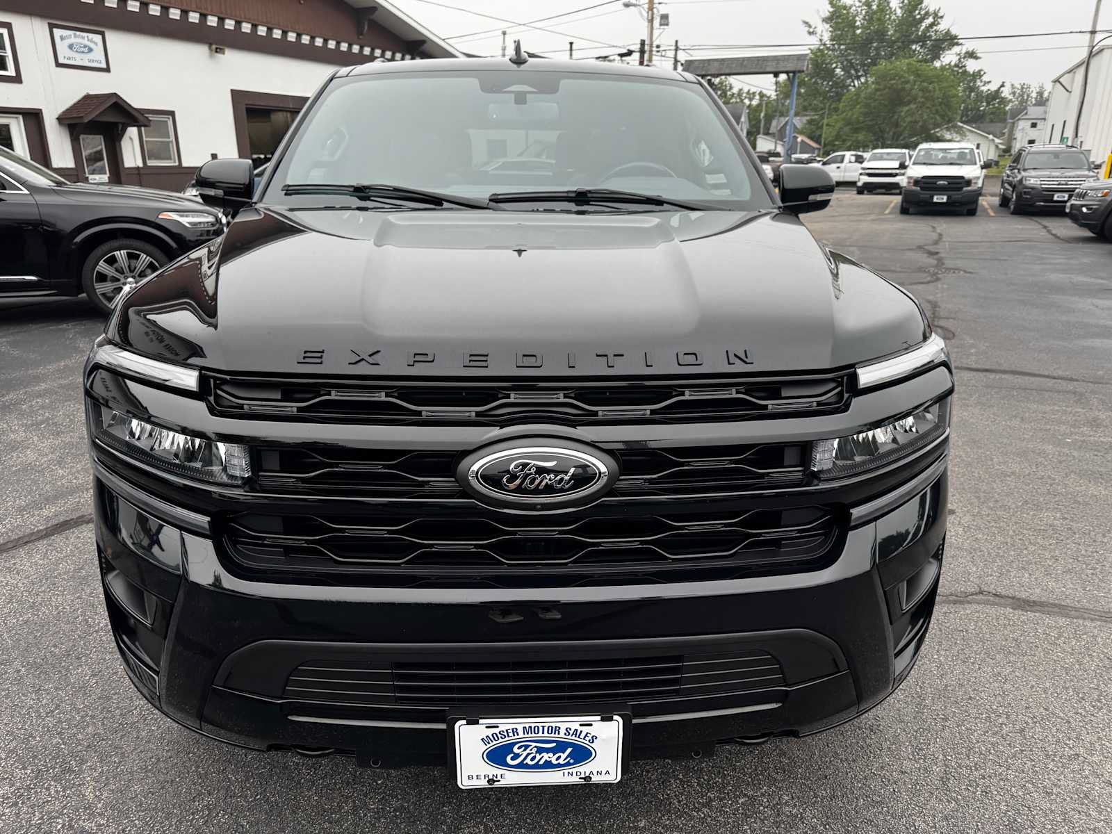 Used 2023 Ford Expedition Max Limited AWD/4WD image 13