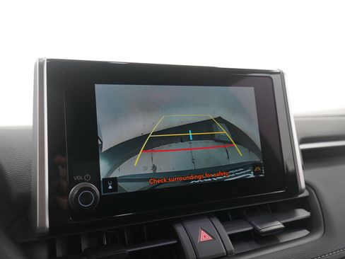 Used 2025 Toyota RAV4 LE image 27