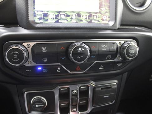 Used 2021 Jeep Wrangler Unlimited Rubicon image 20