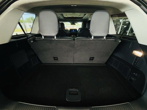 Used 2026 Lincoln Aviator Reserve AWD/4WD image 10